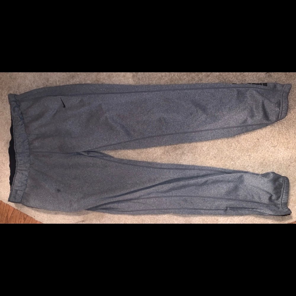 women’s nike joggers